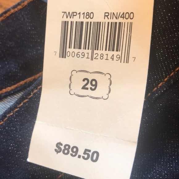 𝅺🆕 Lucky Brand Sweet’n Crop Jeans 8/29 - Picture 6 of 6